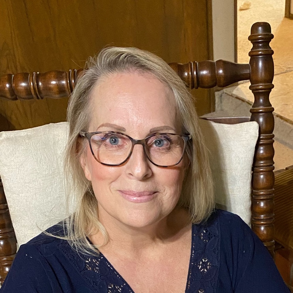 Meet your Posher, Deanna